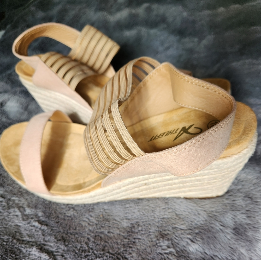 NWT Athlefit Platform Wedge Sandals 10